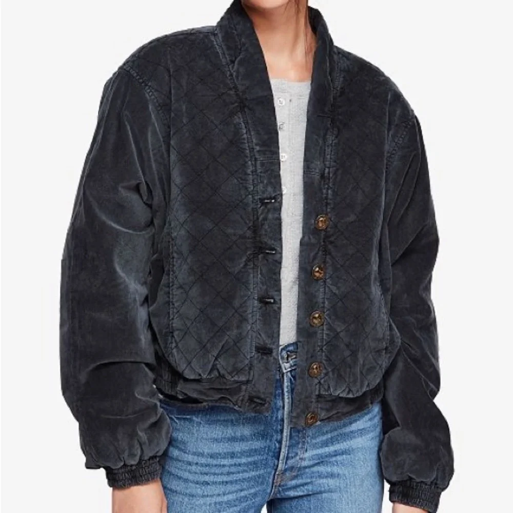 Free People Main Squeeze Jacket in Black Charcoal Size Large Quilted Jacket - Picture 3 of 8